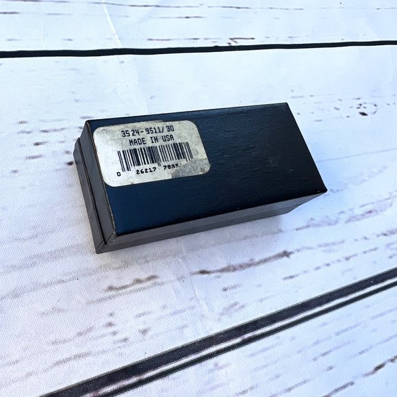 Like New Tie Clip in Vintage Yves Saint Laurent Box YSL - Picture 7 of 14